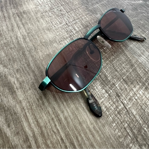 Alain Mikli Green Small Oval 90's Vintage Minimal Sunglasses - Picture 2 of 16